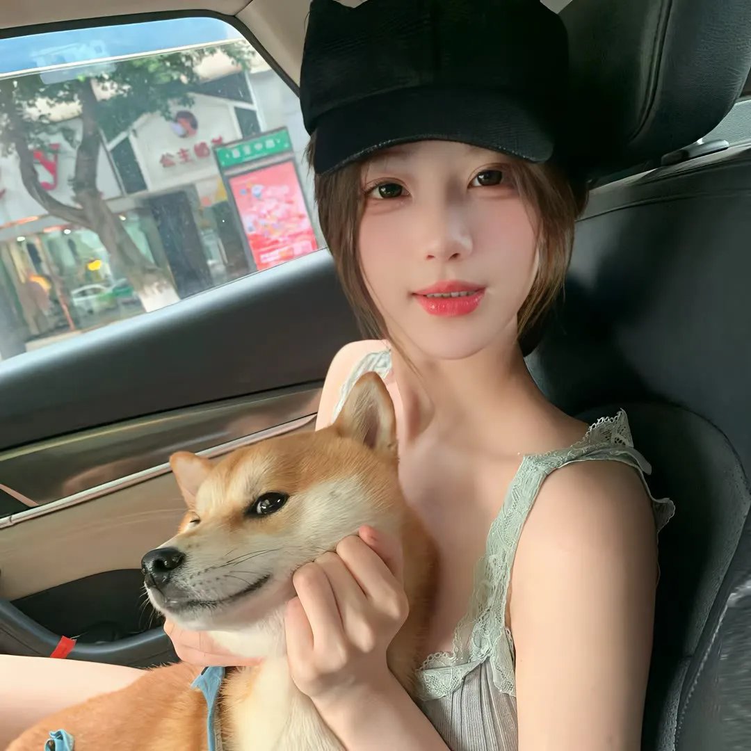 带子狼 在那双小手中